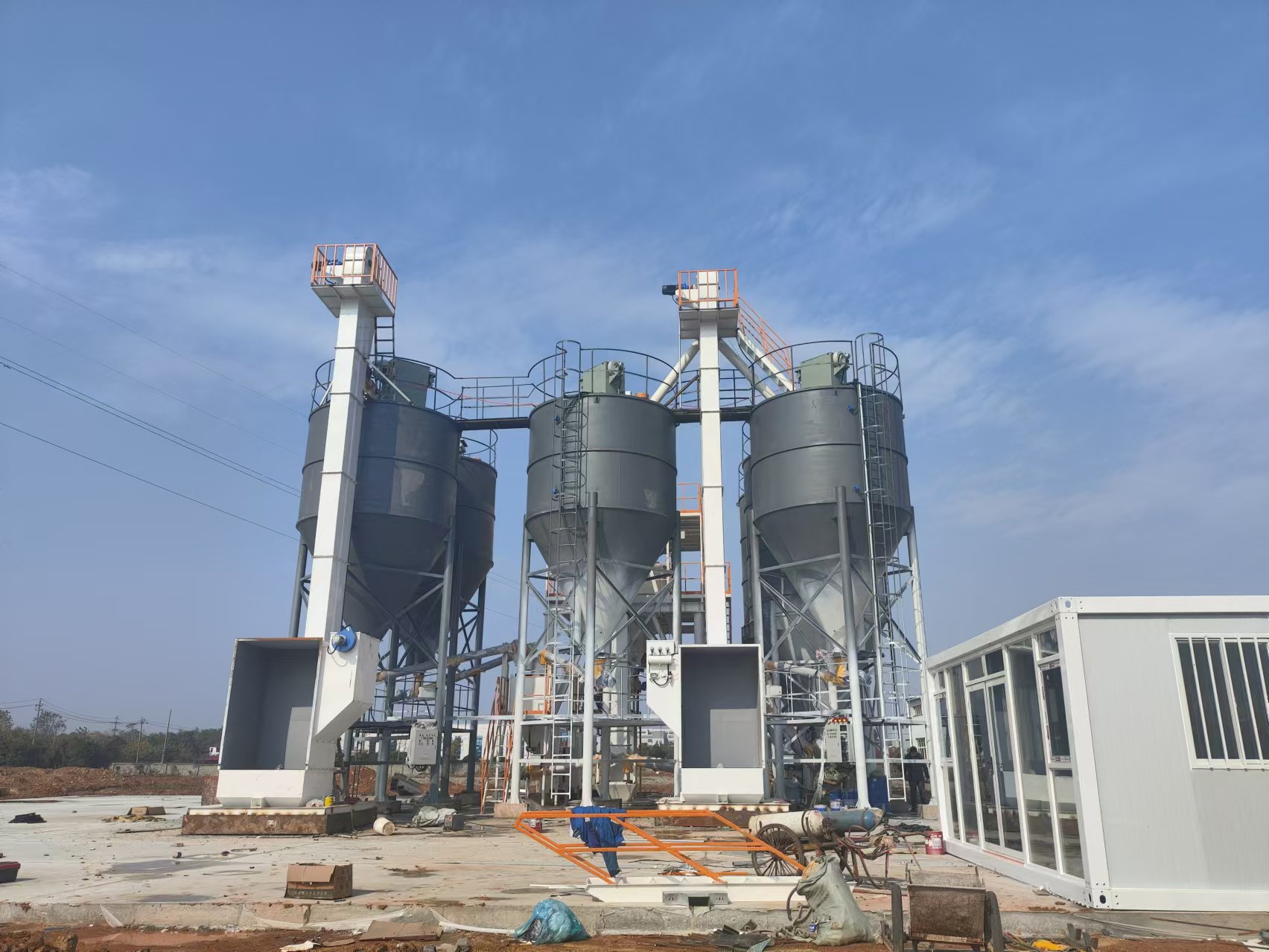 固废处理与环保建材搅拌设备一站式解决方案——青岛迪拓环境设备有限公司助力绿色循环经济发展